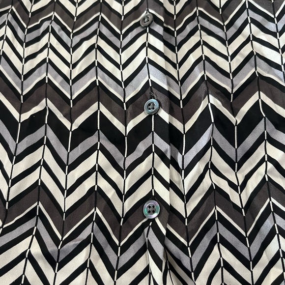 Ann Taylor Black and White Chevron Button Down Shirt - Picture 2 of 6